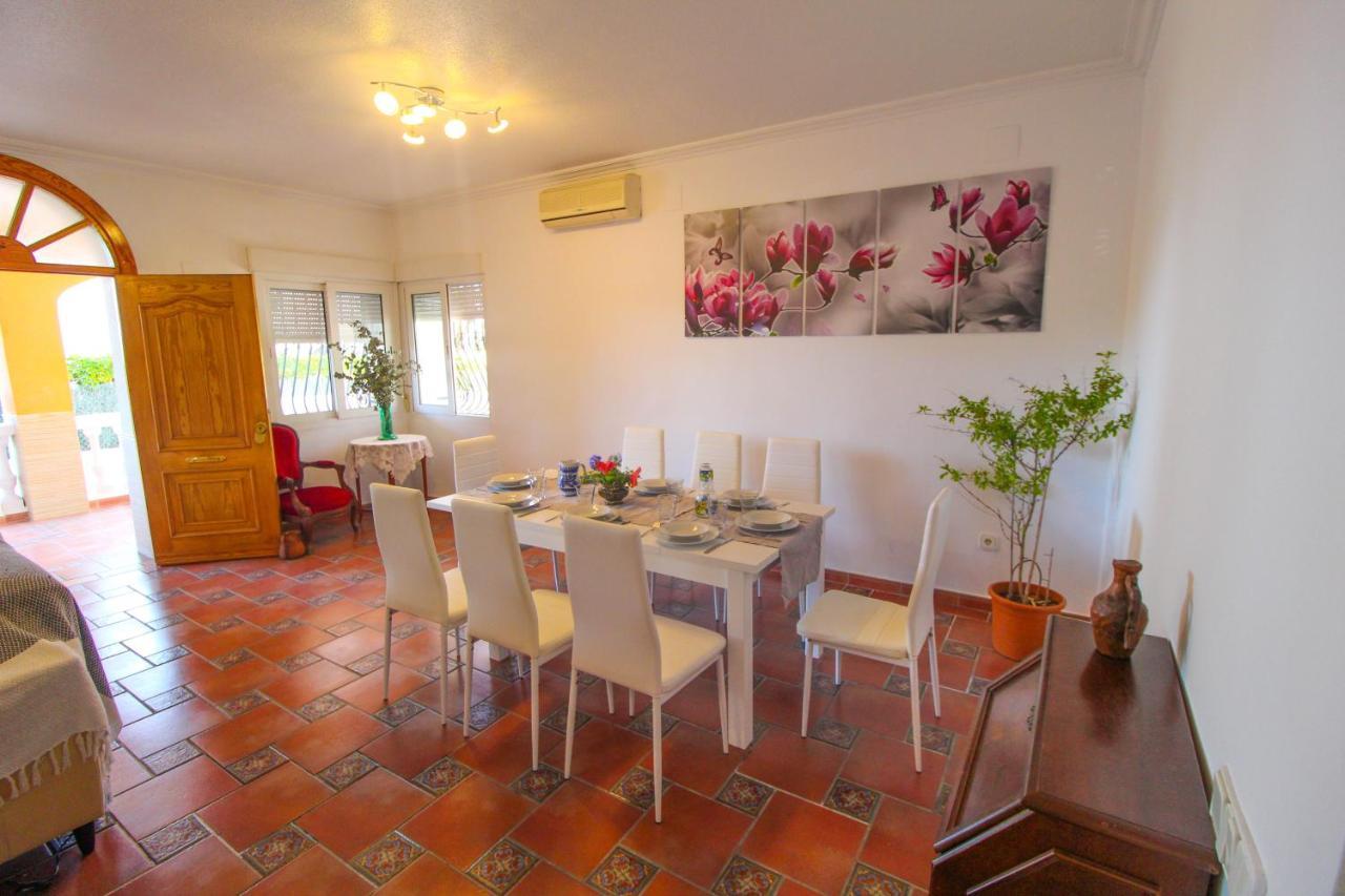 Great Villa, Sea Views, 20 Secs Walk To The Beach, Bbq, 9 People, 5 Mins Car From Alicante City Center, Sailing Club 3 Mins Walk Eksteriør bilde