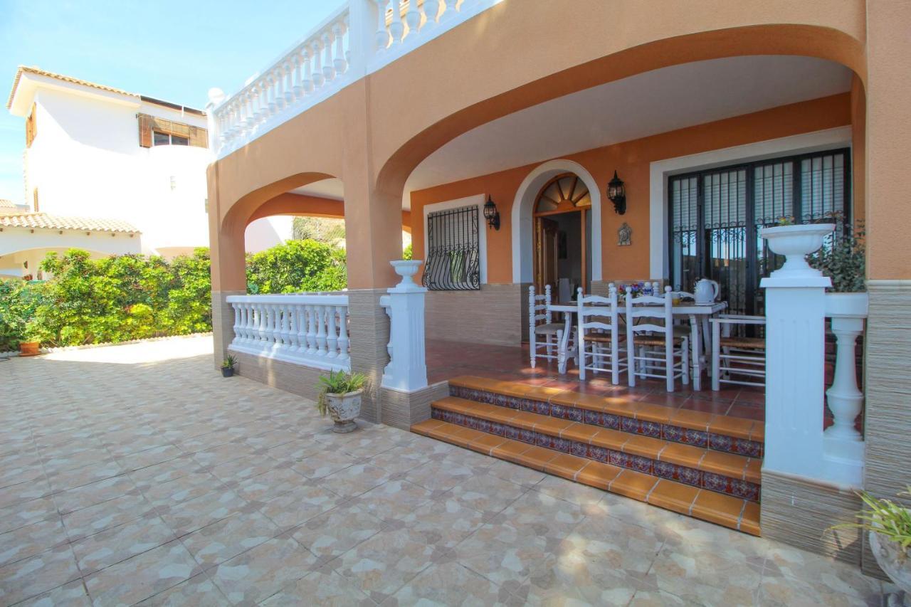 Great Villa, Sea Views, 20 Secs Walk To The Beach, Bbq, 9 People, 5 Mins Car From Alicante City Center, Sailing Club 3 Mins Walk Eksteriør bilde