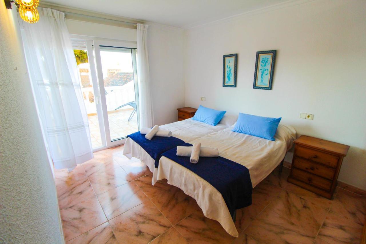 Great Villa, Sea Views, 20 Secs Walk To The Beach, Bbq, 9 People, 5 Mins Car From Alicante City Center, Sailing Club 3 Mins Walk Eksteriør bilde