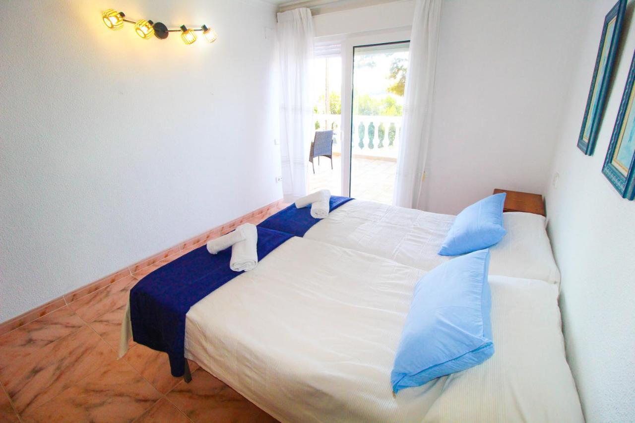 Great Villa, Sea Views, 20 Secs Walk To The Beach, Bbq, 9 People, 5 Mins Car From Alicante City Center, Sailing Club 3 Mins Walk Eksteriør bilde