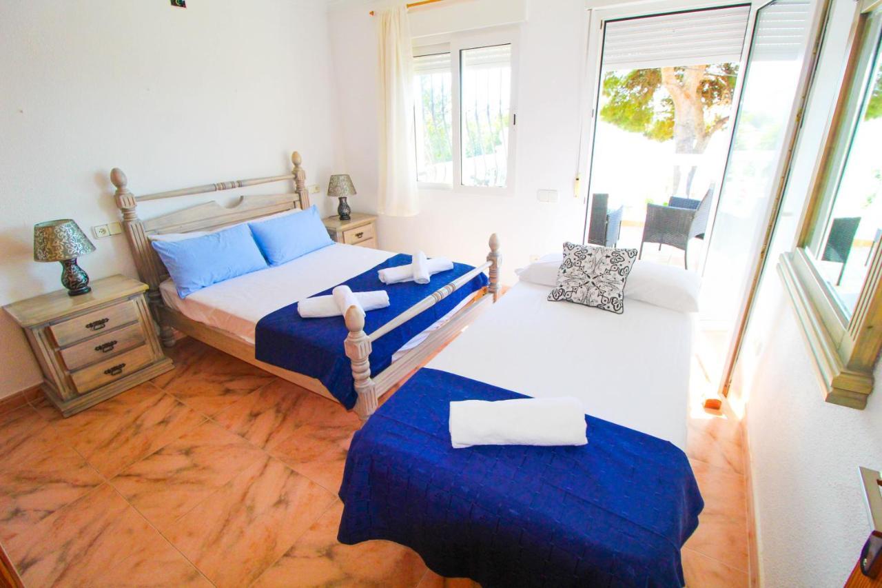 Great Villa, Sea Views, 20 Secs Walk To The Beach, Bbq, 9 People, 5 Mins Car From Alicante City Center, Sailing Club 3 Mins Walk Eksteriør bilde