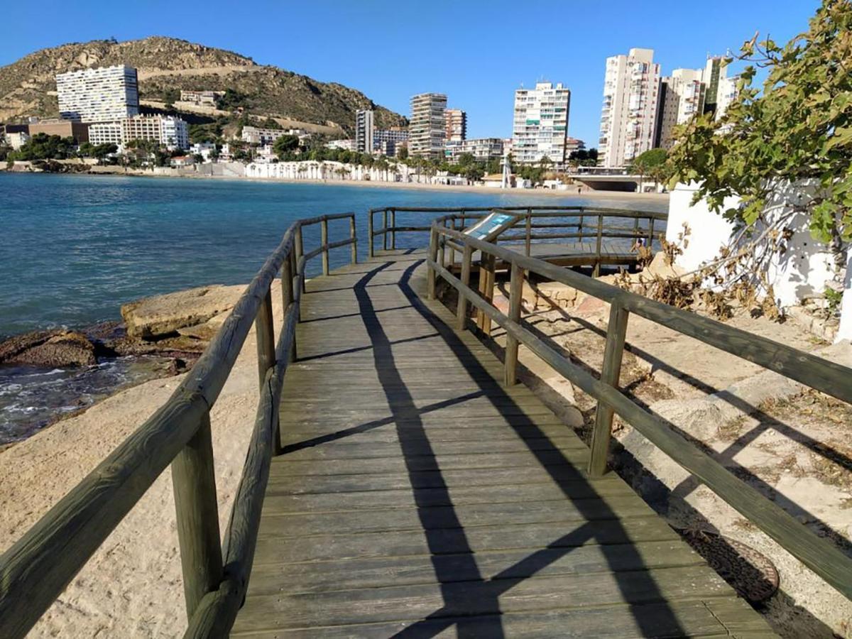 Great Villa, Sea Views, 20 Secs Walk To The Beach, Bbq, 9 People, 5 Mins Car From Alicante City Center, Sailing Club 3 Mins Walk Eksteriør bilde